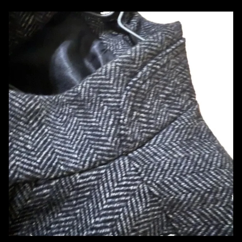 H&M Mens Wool Trench Coat Size 40R Gray Houndstooth Zip Snap Pockets Mock Neck
